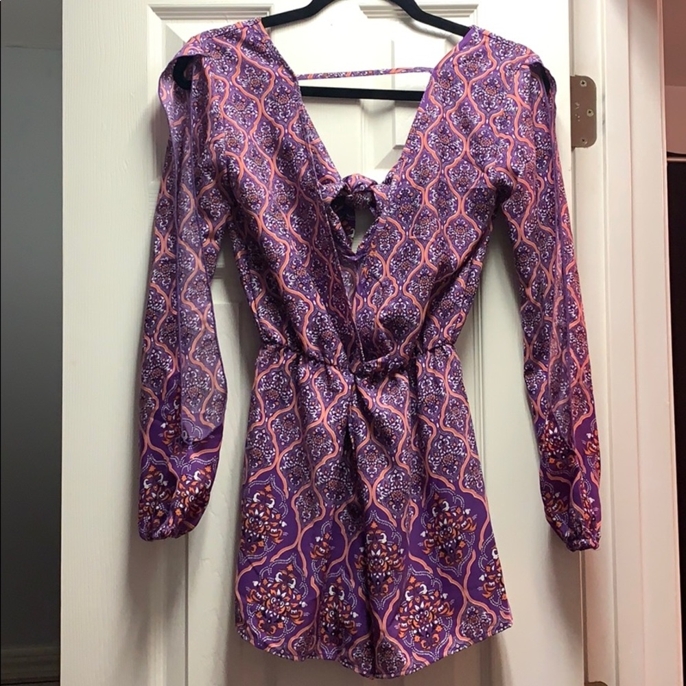 2 XS Rompers - Picture 4 of 5